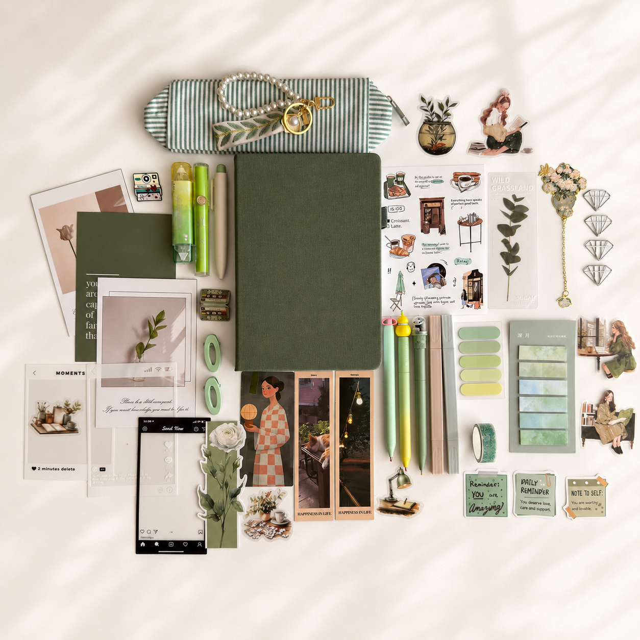 🌿 Green — cozy & natural