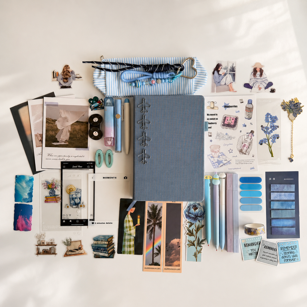 🌊 Blue — calm & aesthetic