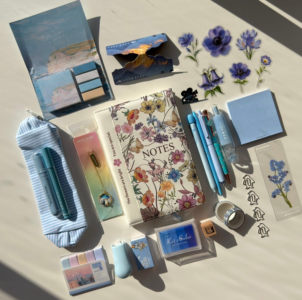 🌊 Blue — calm & aesthetic