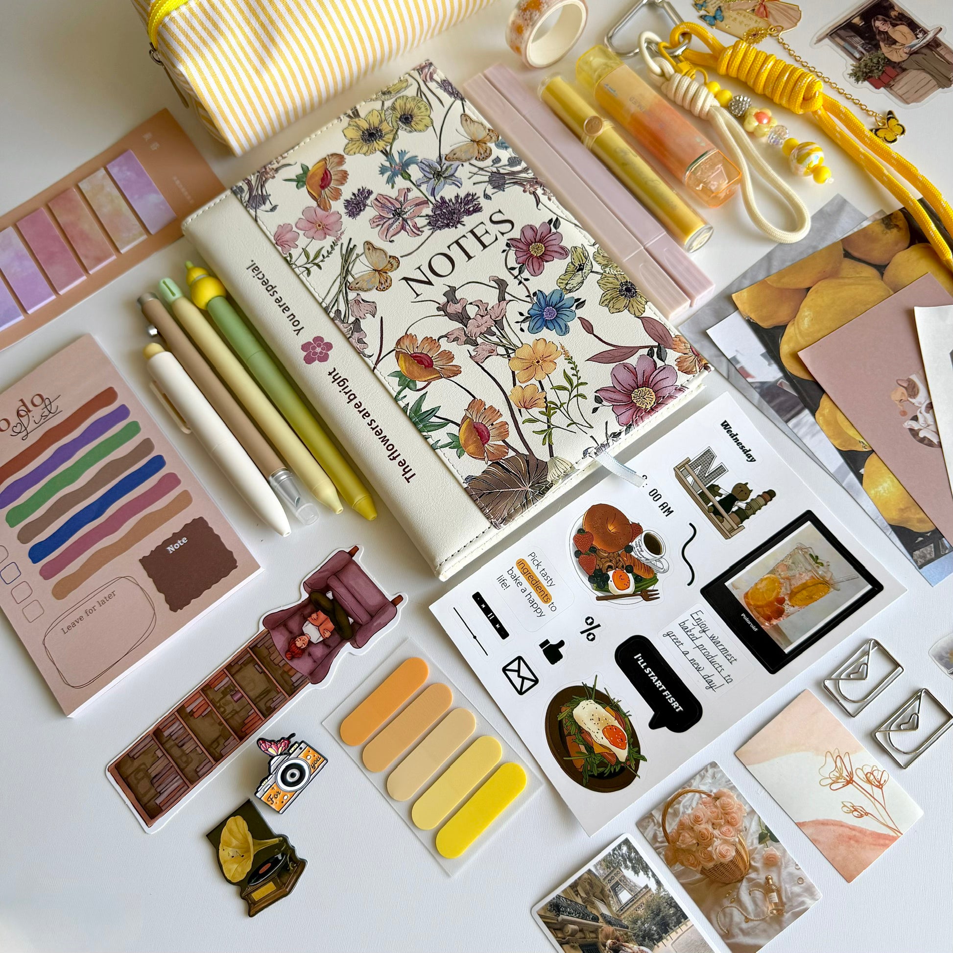 🌼 Yellow — warm & happy