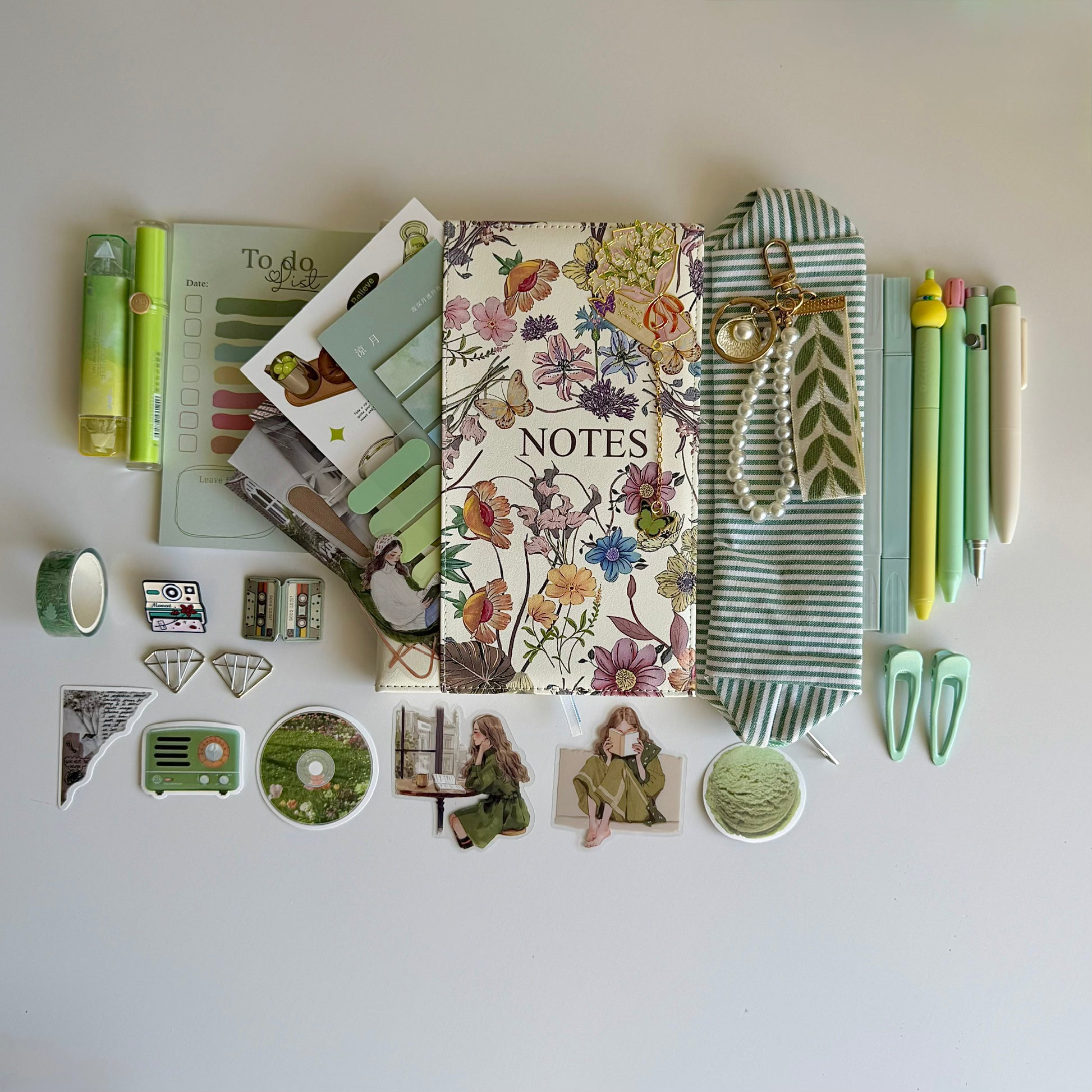 🌿 Green — cozy & natural